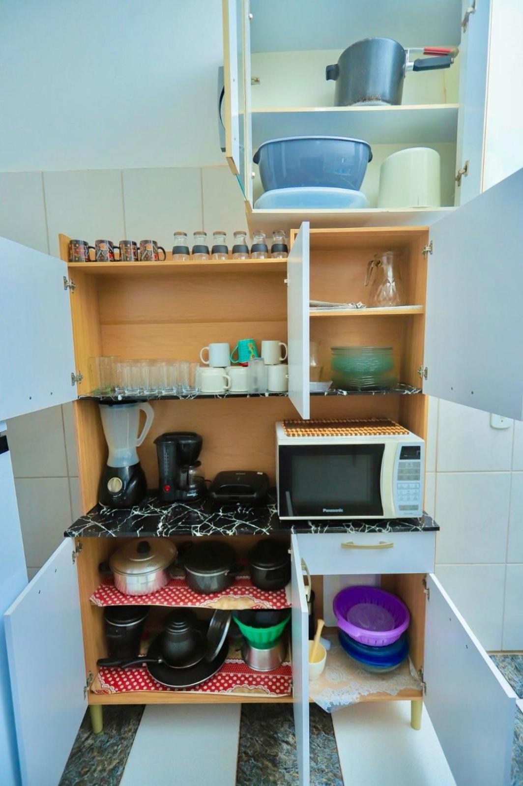 Apto 08 Min A Pe, Praia Taperapuan! Piscina! Estacionamento Gratis! Apartamento *